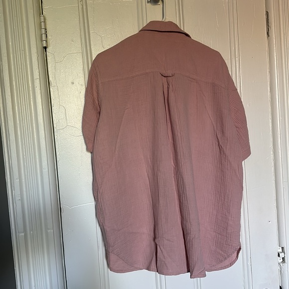 Madewell crinkle cotton button down - Picture 2 of 6